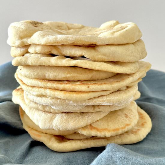 Whole Wheat Pita Bread - Recipe photo by kyleeskitchen