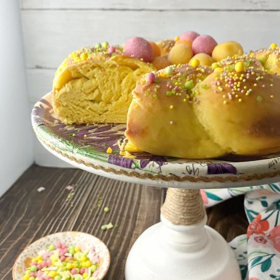Easter Saffron Wreath Bread - Recipe photo by thespeltkitchen