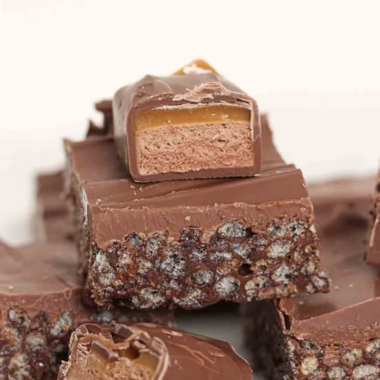 Mars Bar Traybake Cake - Recipe photo by eatcookbake