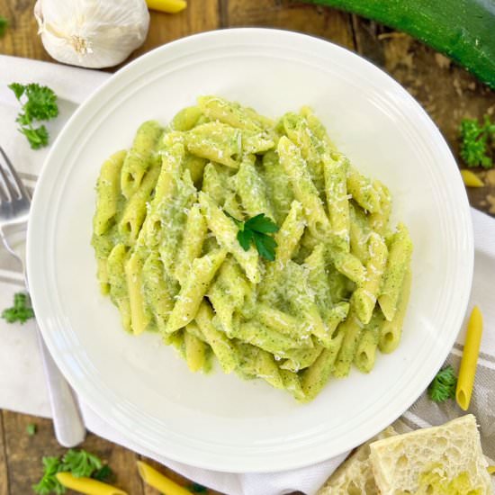 CREAMY Zucchini Pasta - Recipe photo by Spain on a Fork