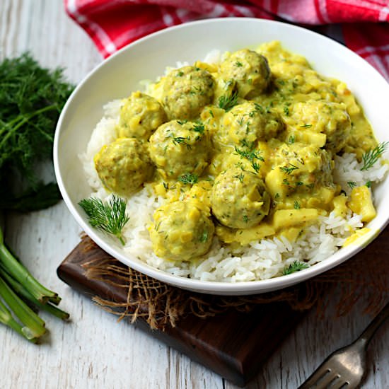 Turkey Meatballs in Curry Sauce - Recipe photo by DomesticDreamboat