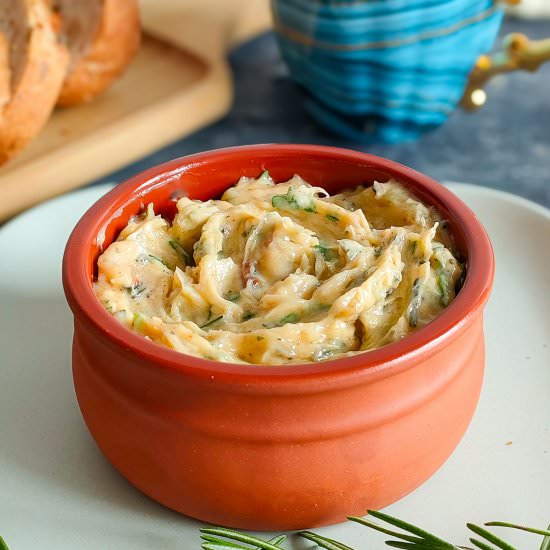 Easy Homemade Roasted Garlic Butter - Recipe photo by Sheeba@gohealthy