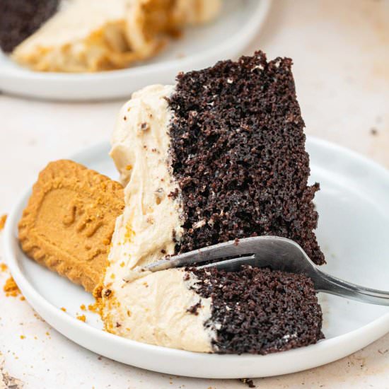 Biscoff Chocolate Cake - Recipe photo by sift_with_kima