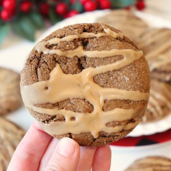 Einkorn Molasses Cookies w/ Coffee - Recipe photo by Tinhateats.com