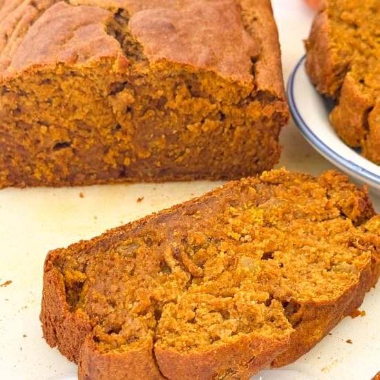 Healthy Pumpkin Banana Bread - Recipe photo by sassychopsticks9