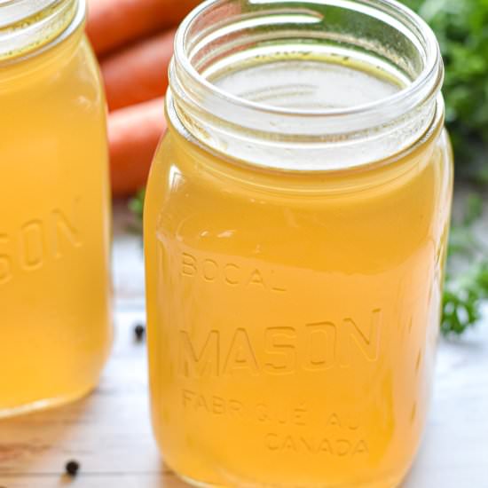 Homemade Vegetable Broth - Recipe photo by goodnomshoney