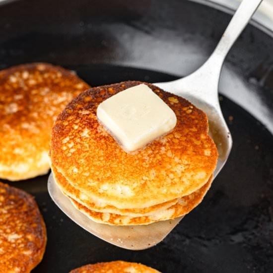 Johnny Cakes (Hoe Cakes) - Recipe photo by LittleChefWithin