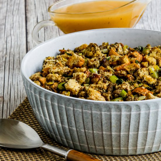 Low-Carb Stuffing - Recipe photo by kalynskitchen