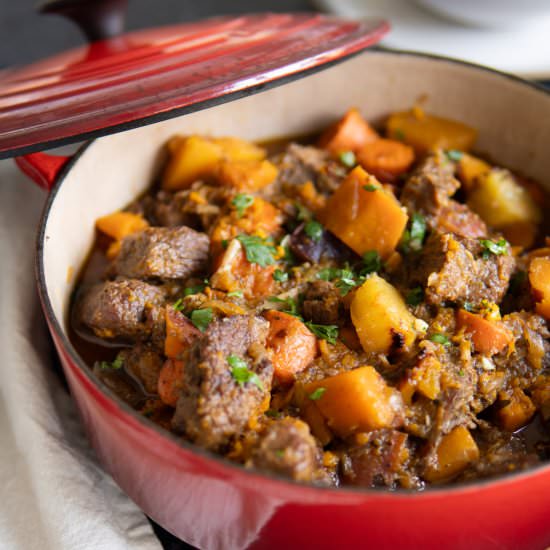 Dutch Oven Beef Stew (Gluten Free) - Recipe photo by Mintykitchen