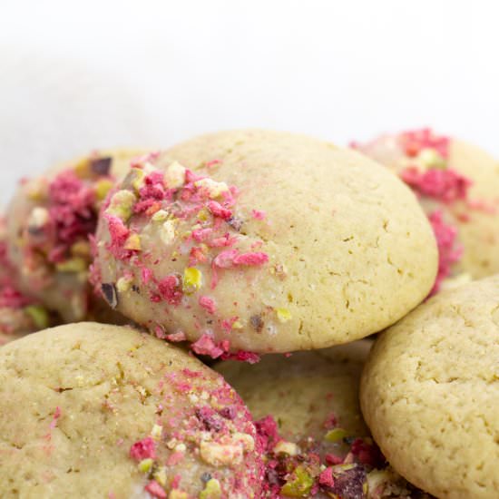 Pistachio Cookies with Ricotta - Recipe photo by Little Nomads Recipes