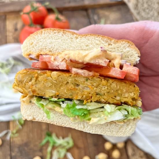 The Ultimate Chickpea Burger - Recipe photo by Spain on a Fork