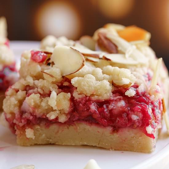 Raspberry Shortbread Bars - Recipe photo by Mycookiejourney