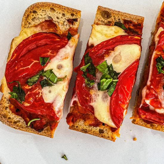 Italian Bruschetta Caprese Sandwich - Recipe photo by theeuropeandish