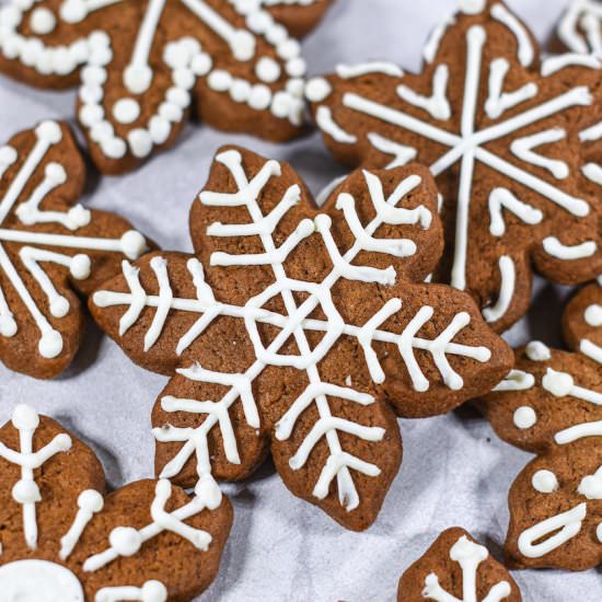 Gingerbread Cookies - Recipe photo by bastecutfold