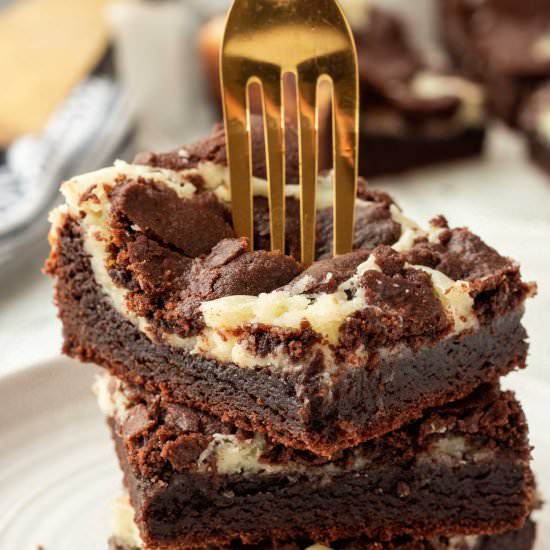 Cheesecake Brownie Bars - Recipe photo by eatdessertsnack