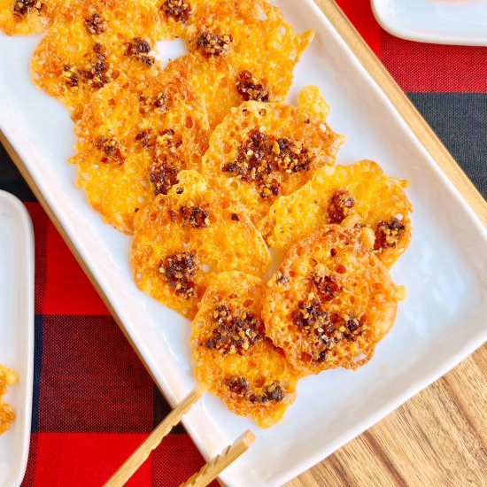 Chili Crunch Cheese Crisps - Recipe photo by theyummymuffin02