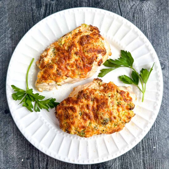 Air Fryer Keto Cheesy Chicken - Recipe photo by MyLifeCookbook