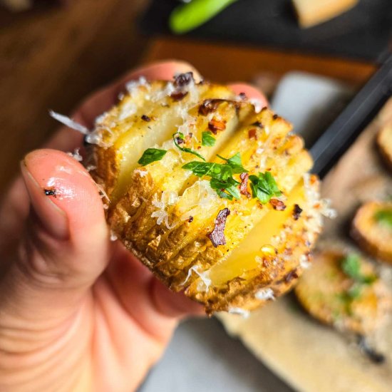 Hasselback Rounds - Recipe photo by HappyVeg1986