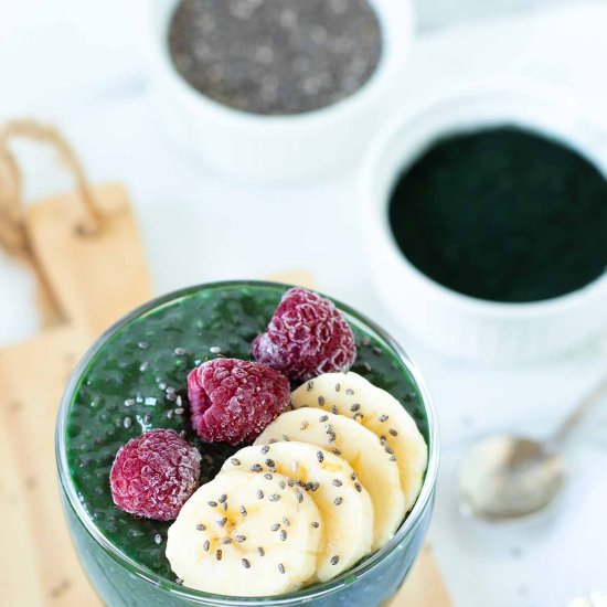 Green Spirulina Chia Pudding - Recipe photo by Marinela