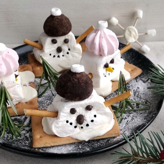 Melting Snowman Marshmallows - Recipe photo by ThrivingInParenting