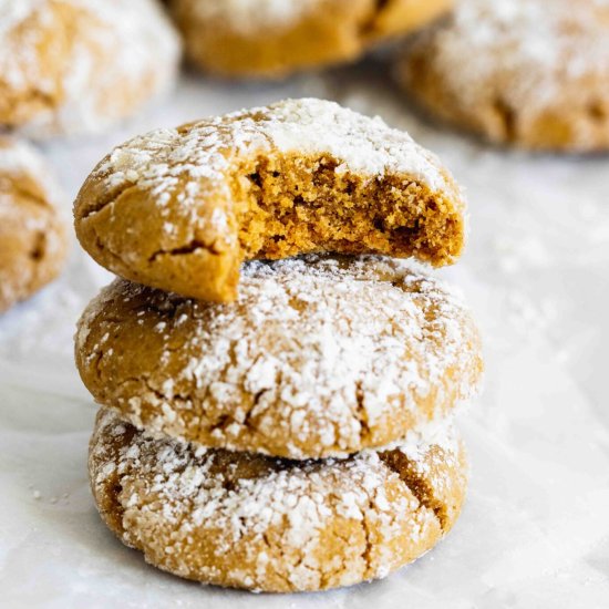 Gingerbread Crinkle Cookies - Recipe photo by Chef Ani