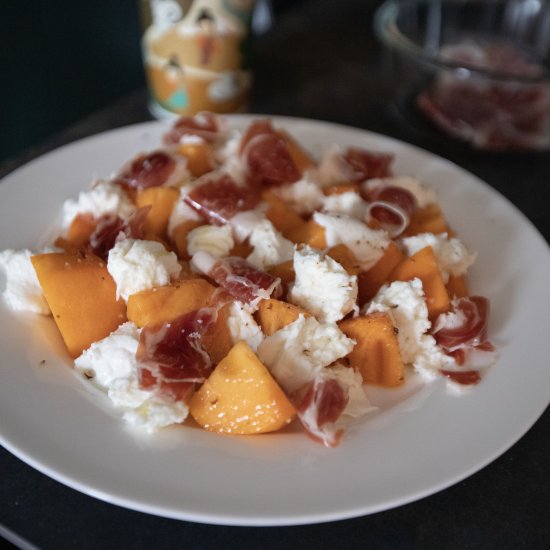 Persimmon and Iberico Ham Salad - Recipe photo by foodmakesmehappy