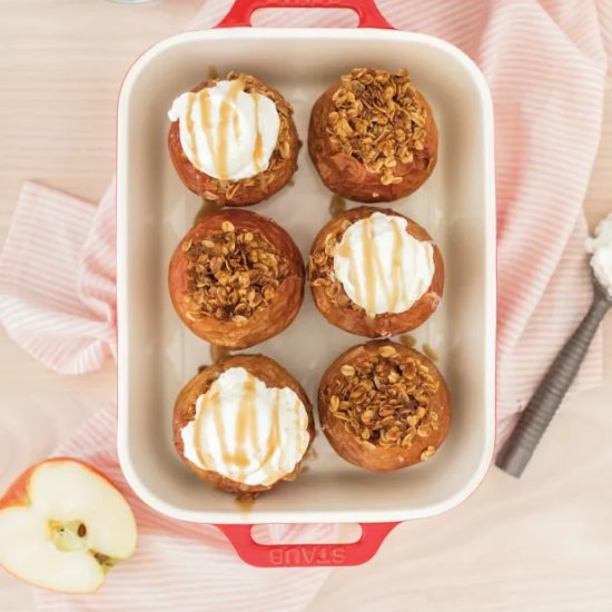 Baked Apples with Oat Crumble - Recipe photo by coolfooddude