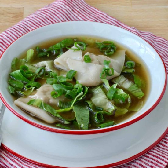 Wonton Soup with Pork and Ginger - Recipe photo by karenskitchenstories