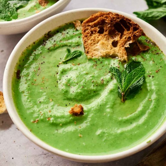 Quick Pea and Mint Soup Recipe - Recipe photo by SplashofTaste