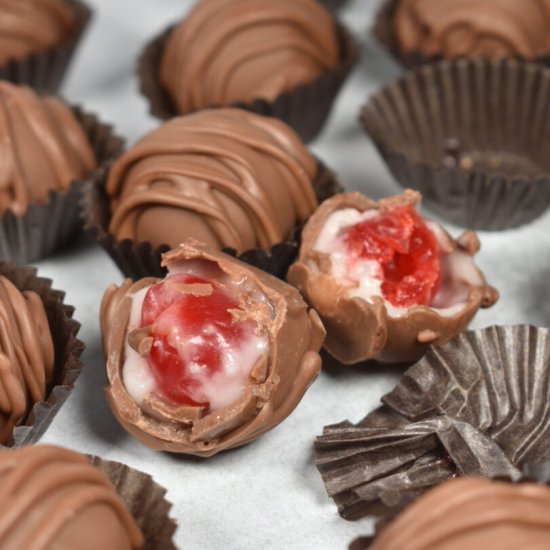Chocolate Covered Cherries - Recipe photo by bastecutfold
