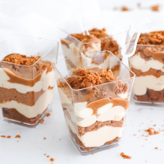 Biscoff Cheesecake Cups - Recipe photo by The Sprinkled Cakery