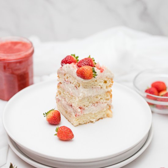 Strawberry Shortcake with Chantilly - Recipe photo by The Sprinkled Cakery
