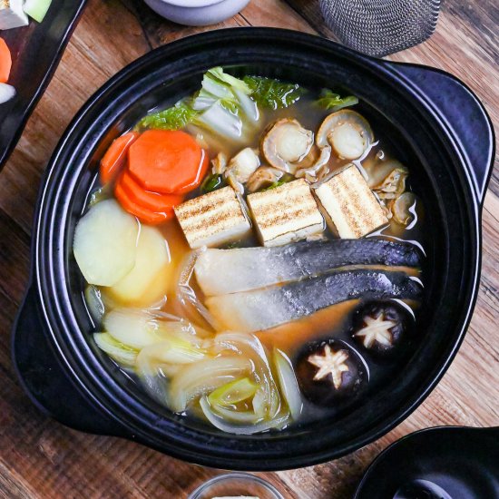 Salmon Miso Hot Pot - Recipe photo by Sudachi Recipes