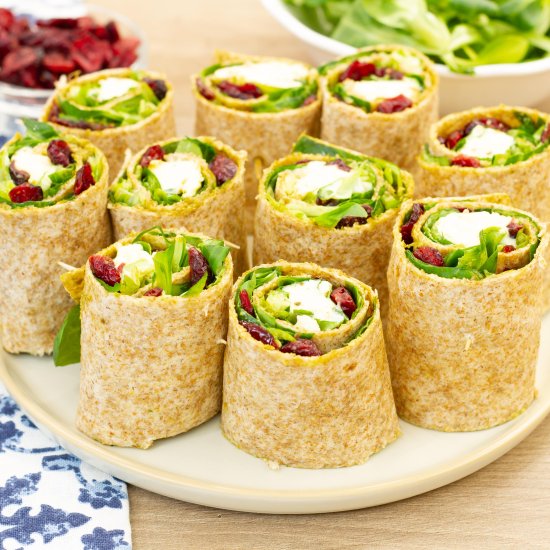 Tortilla rolls with Camembert - Recipe photo by mecooks.com