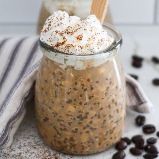 Coffee Overnight Oats Meal Prep - Recipe photo by garlicsaltandlime
