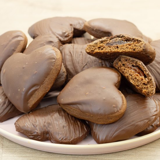 Gingerbread cookies - Recipe photo by mecooks.com