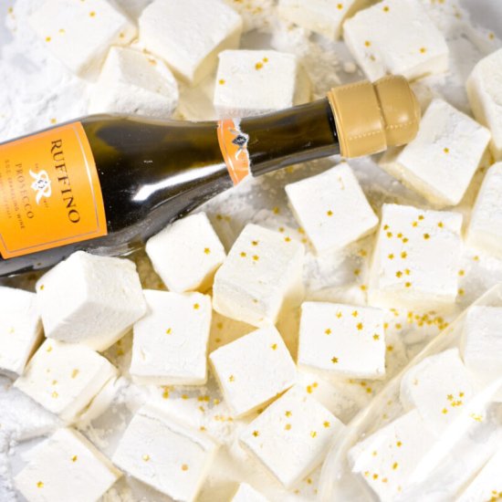 Prosecco Marshmallows - Recipe photo by bastecutfold