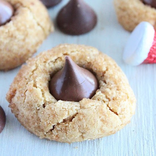 Peanut Butter Blossoms - Recipe photo by recipesmymomgavemeblog
