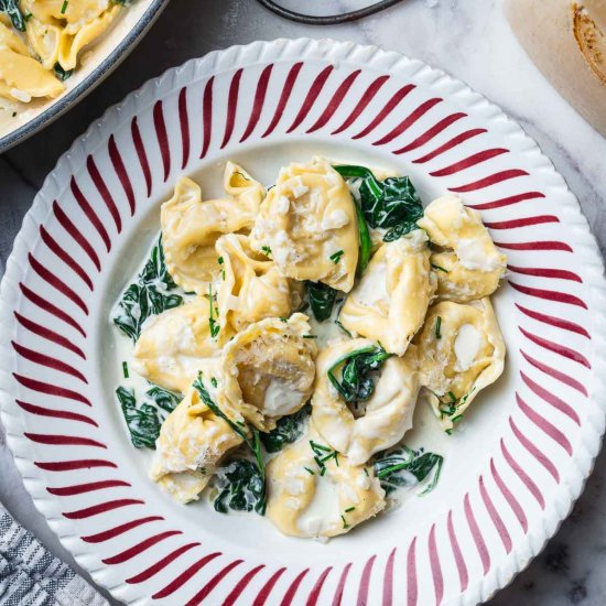 Cheese Tortellini With Spinach - Recipe photo by nimpairings