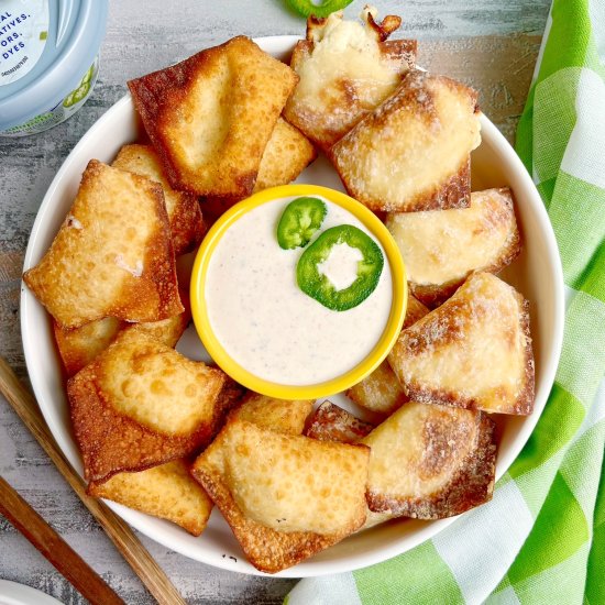 Jalapeno Cream Cheese Wontons - Recipe photo by theyummymuffin02