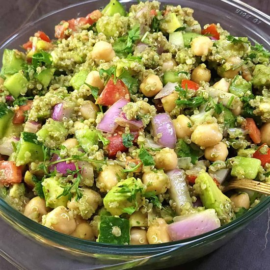 Quinoa Chickpea Salad - Recipe photo by kushigalu
