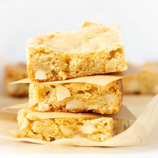White Chocolate Macadamia Nut Bars - Recipe photo by NextLevelBaker