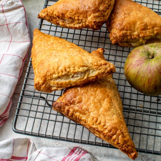 Apple Turnovers - Recipe photo by theflexitarian