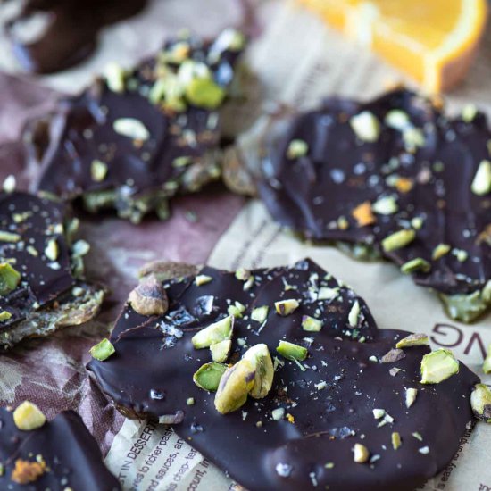 Orange Pistachio Date Bark - Recipe photo by brunchandbatter
