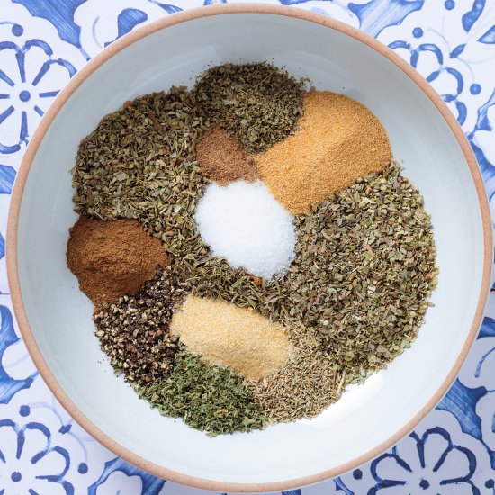 Greek Seasoning - Recipe photo by thehealthfulideas