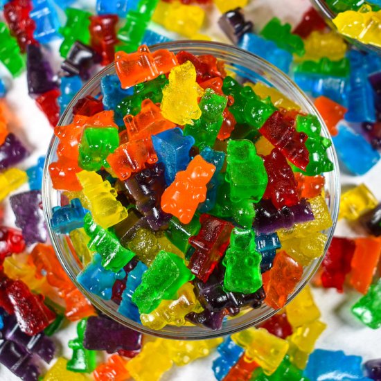 Rainbow Gummy Bears - Recipe photo by bastecutfold