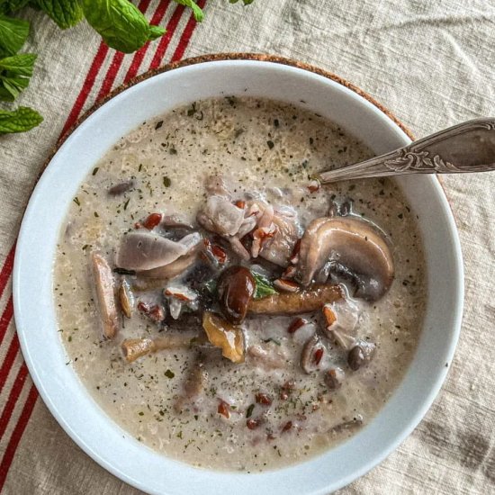 French Red Rice and Mushroom Soup - Recipe photo by theeuropeandish