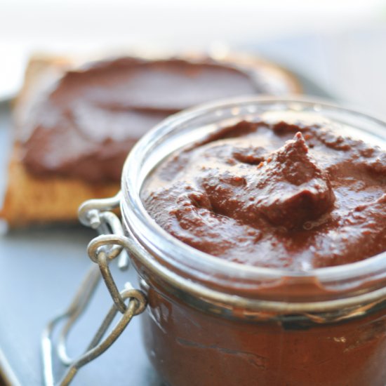 Homemade Chocolate Hazelnut Spread - Recipe photo by bowlofyum