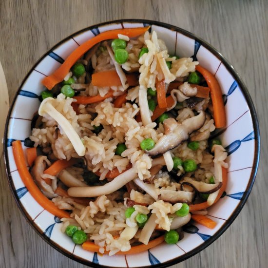 Takikomi Gohan - Recipe photo by Maca Meillon