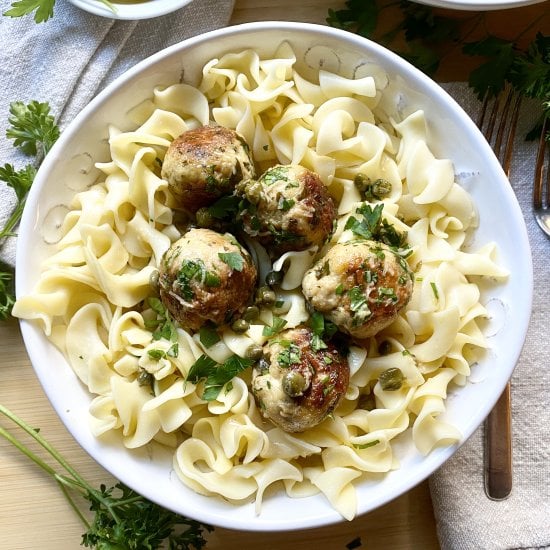 Lemony Chicken Piccata Meatballs - Recipe photo by ahintofrosemary